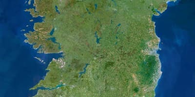 Mapa satelitarna mapa Irlandii
